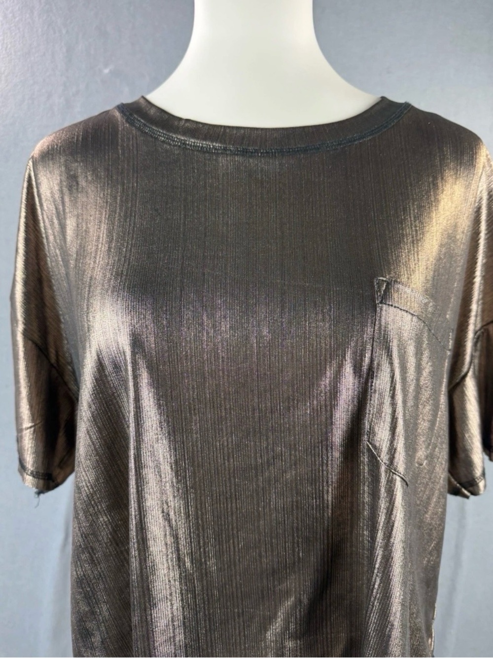 Wild Fable Women's Crop Top XL Metallic Boxy Bronze Sleeve Slinky Going Out - Picture 2 of 8
